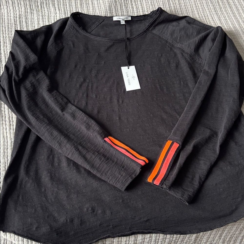 New! NWT Lisa Todd black long sleeve top Large